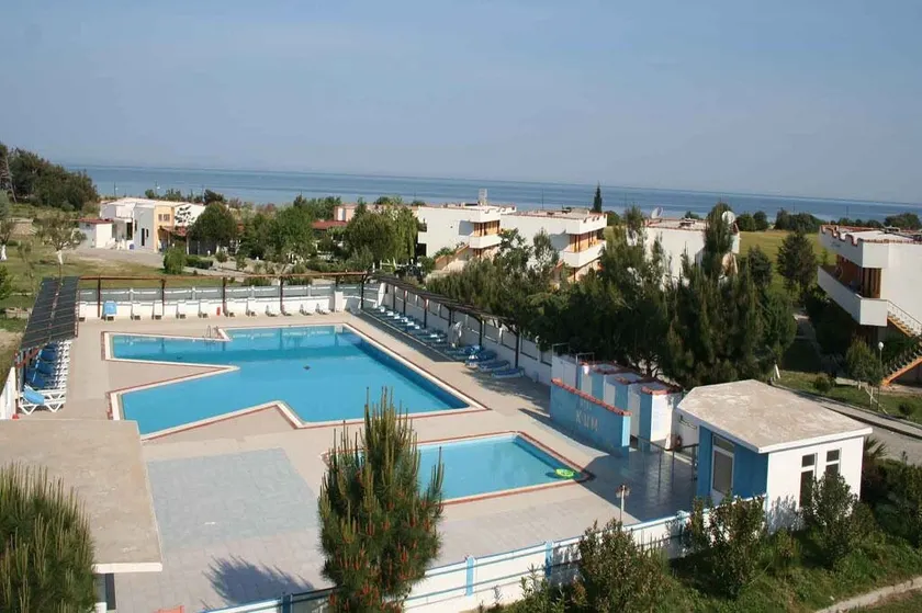 Hotel Kum - Image 1