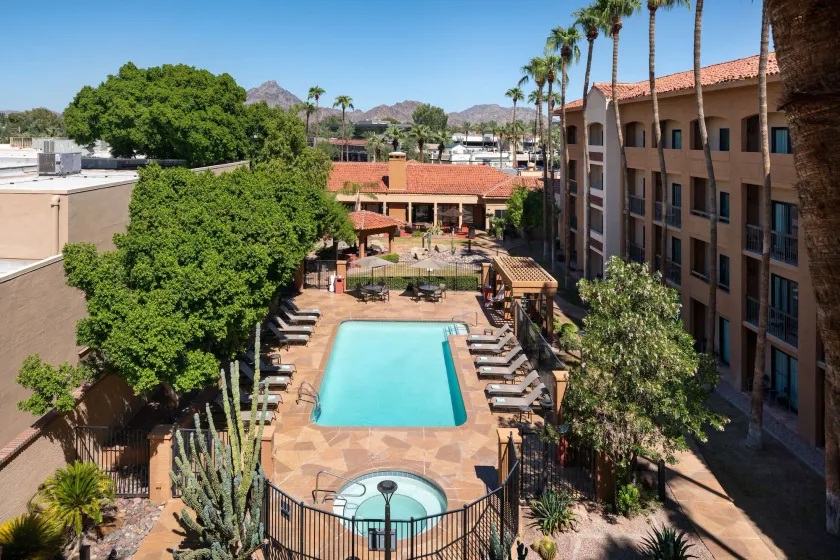 Sonesta Select Phoenix Camelback - Image 1