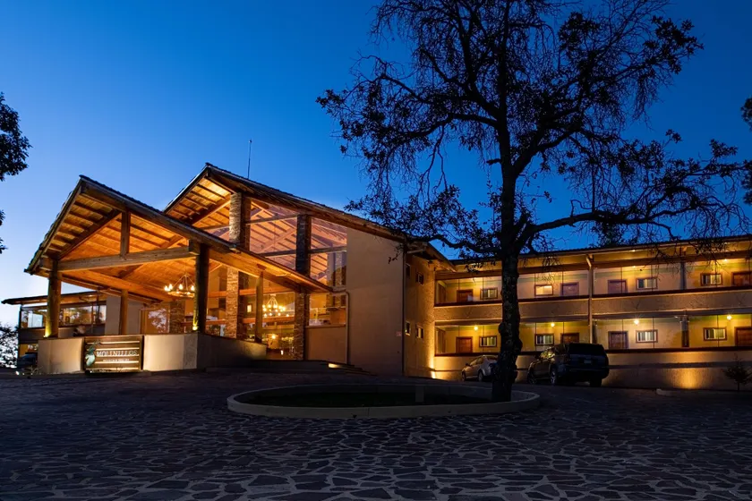 Molinillos Mountain Resort - Image 1