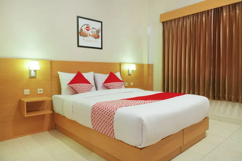 OYO 902 Hotel Pondok Anggun - Image 1