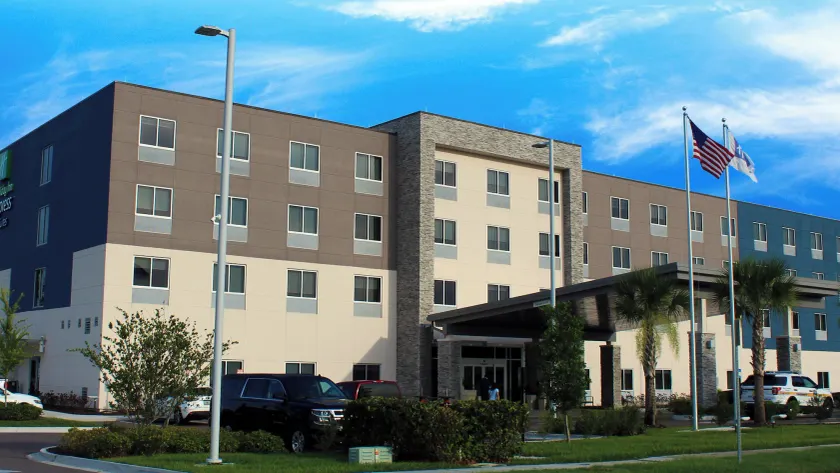 Holiday Inn Express & Suites - Jacksonville W - I295 and I10 by IHG - Image 1