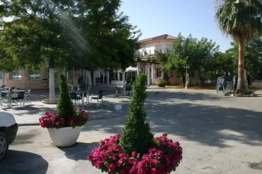 Hotel Mitra - Image 1