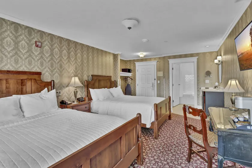 St James Hotel - Image 1