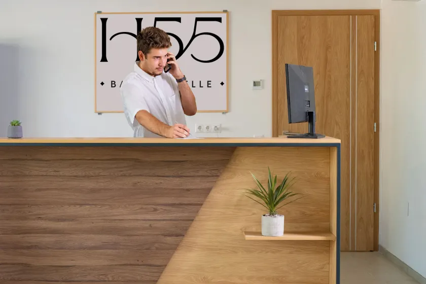 H55 - Lobby