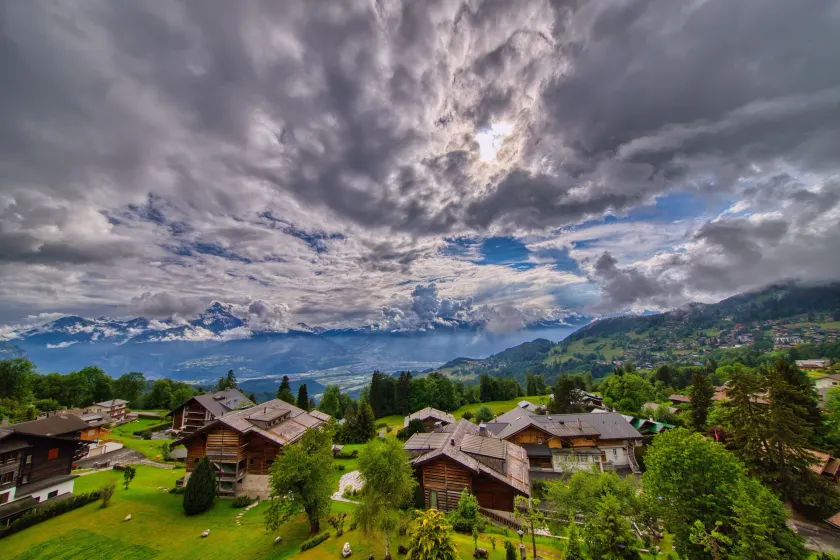 VIU Hotel Villars - Image 1
