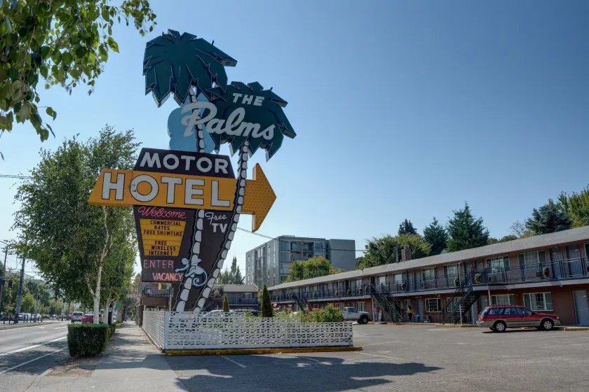 The Palms Motel - Image 1