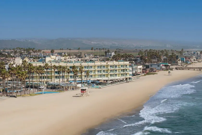 Pier South Resort, Autograph Collection - Image 1