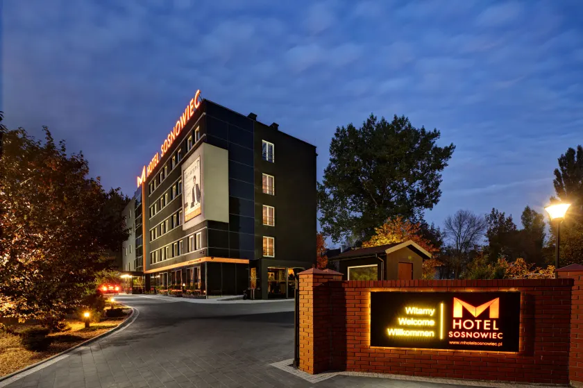M Hotel Sosnowiec - Image 1