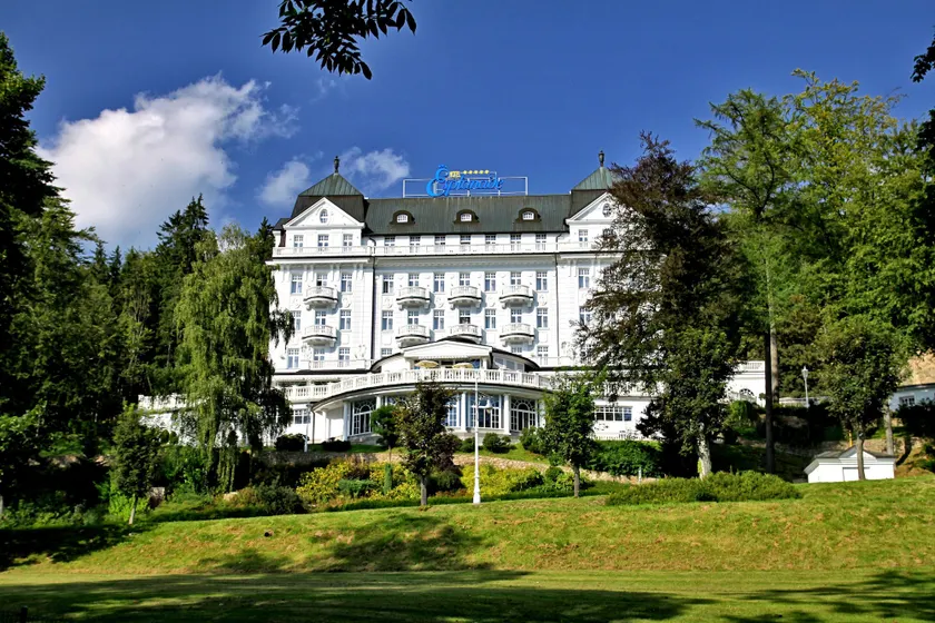 Esplanade Spa and Golf Resort - Image 1