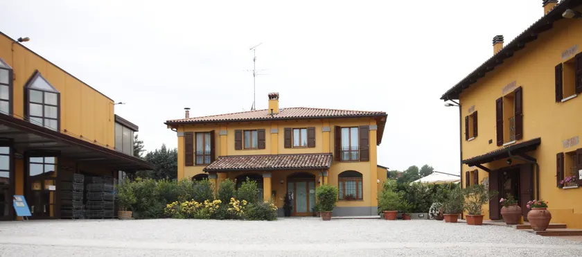Agriturismo Gaggioli Borgo Delle Vigne - Image 1