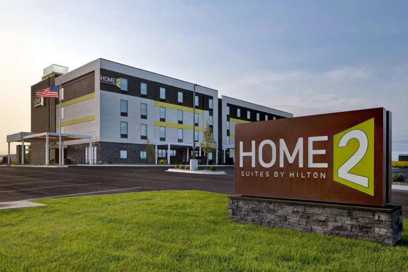 Home2 Suites by Hilton Loves Park Rockford - Image 1