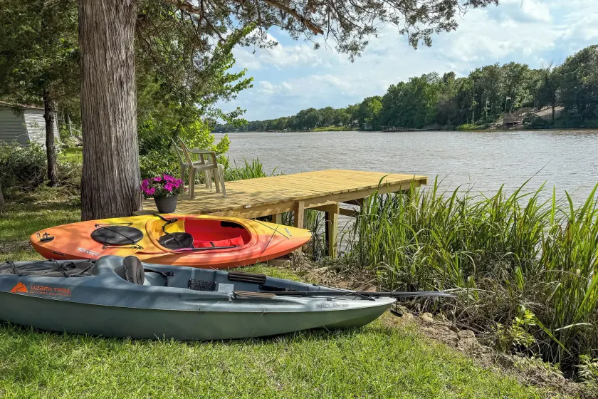 Lakefront Retreat w/ Patio in Fort Towson! - Image 1