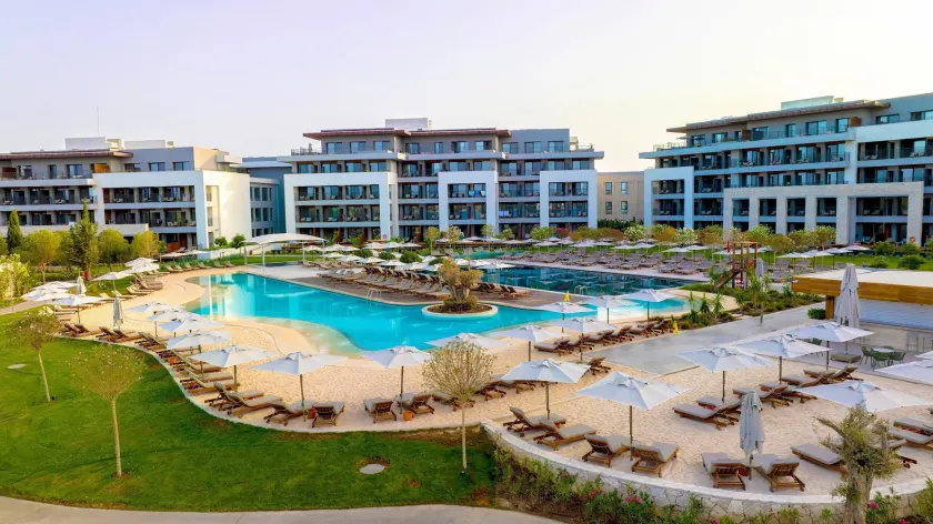 Anda Barut Collection - Ultra All Inclusive - Image 1