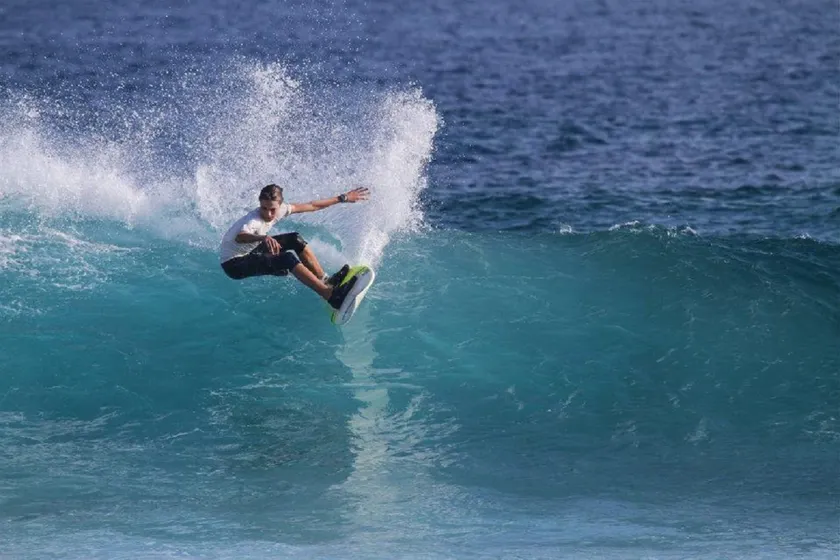 Batuta Maldives Surf View - Image 1