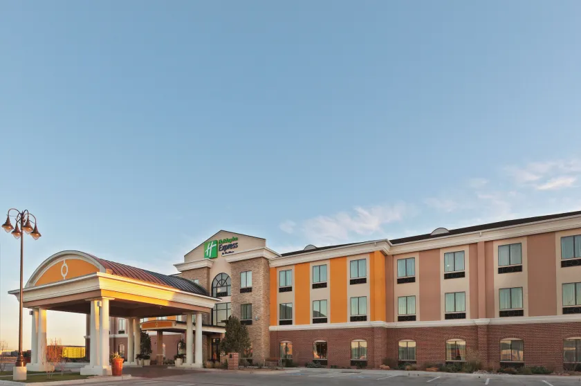 Holiday Inn Express & Suites Lubbock Southwest – Wolfforth by IHG - Image 1