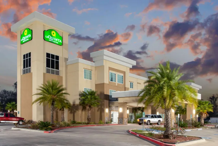 La Quinta by Wyndham Lake Charles - Westlake - Image 1