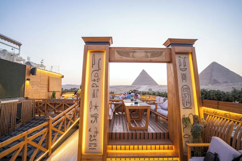 Great Pyramid Inn - Image 1