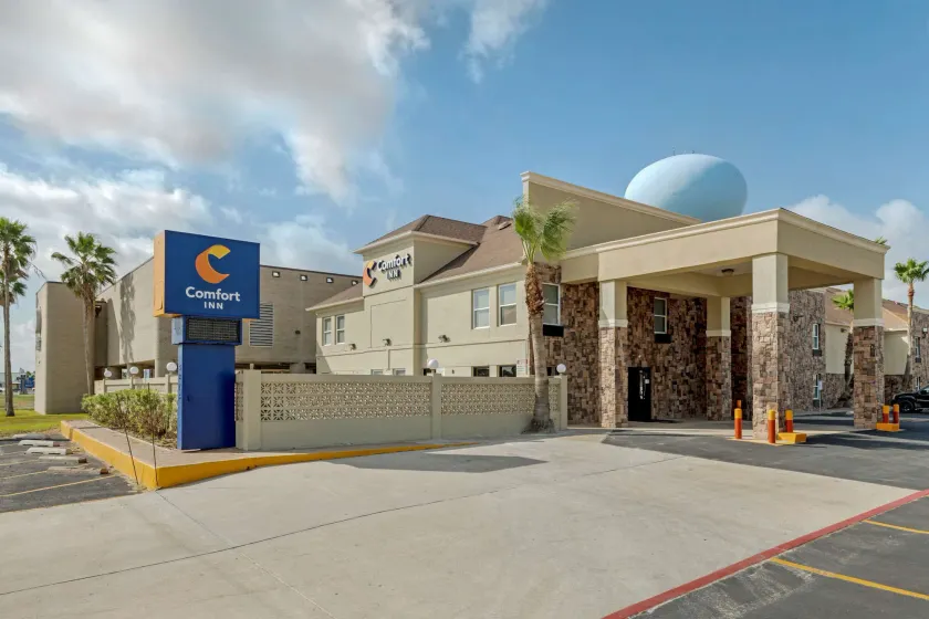 Comfort Inn South Padre Island Central - Image 1