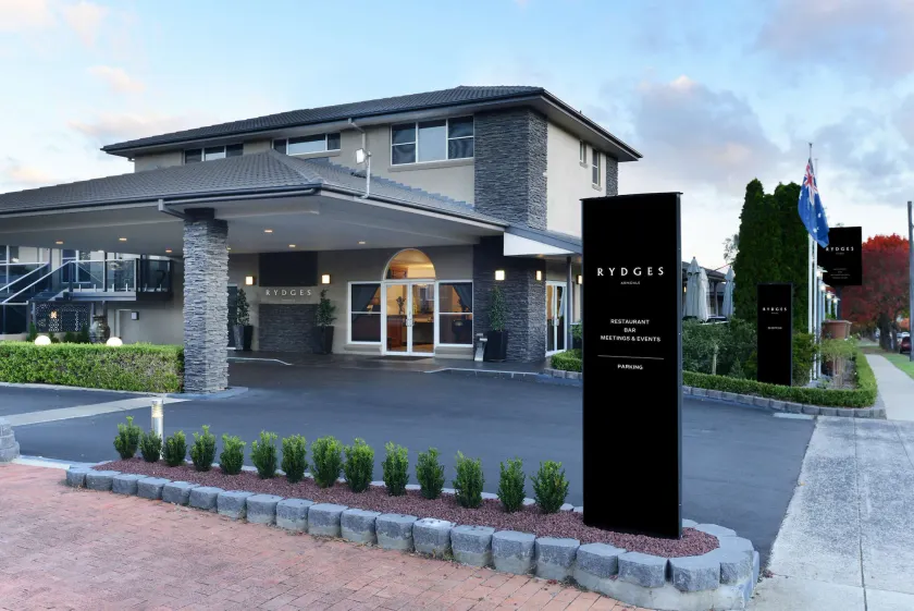 Rydges Armidale - Image 1