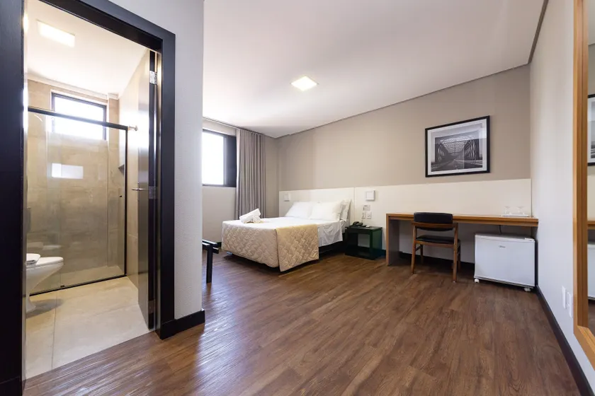 Hotel Lunes - Image 1