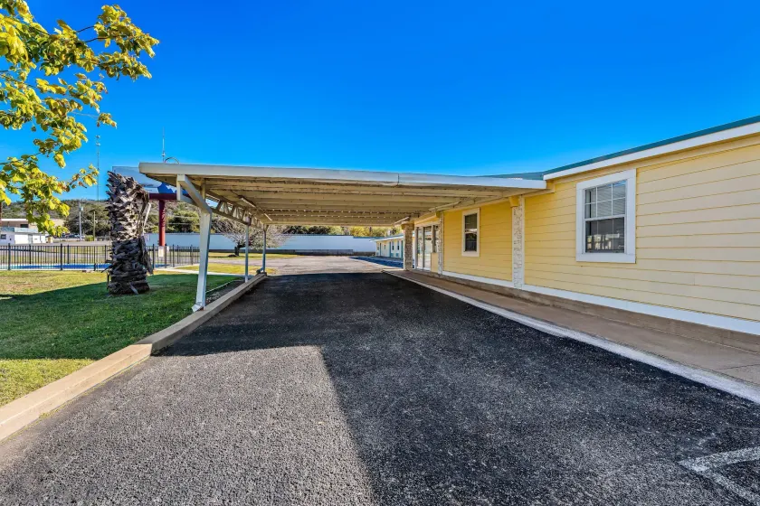 Rodeway Inn Kingsland - Lake LBJ - Image 1