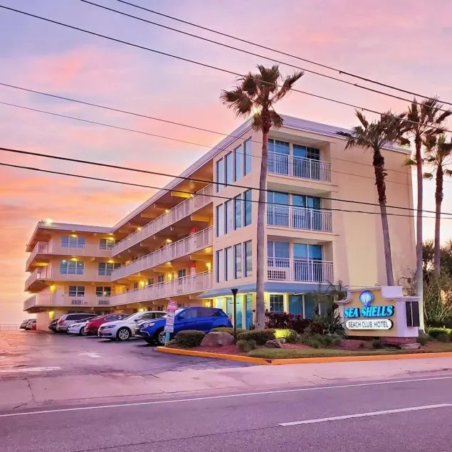 Sea Shells Beach Club - Image 1