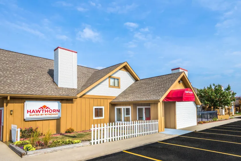 Hawthorn Extended Stay by Wyndham Dayton - Image 1