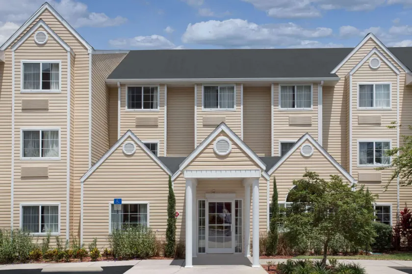 Microtel Inn & Suites Leesburg - Image 1