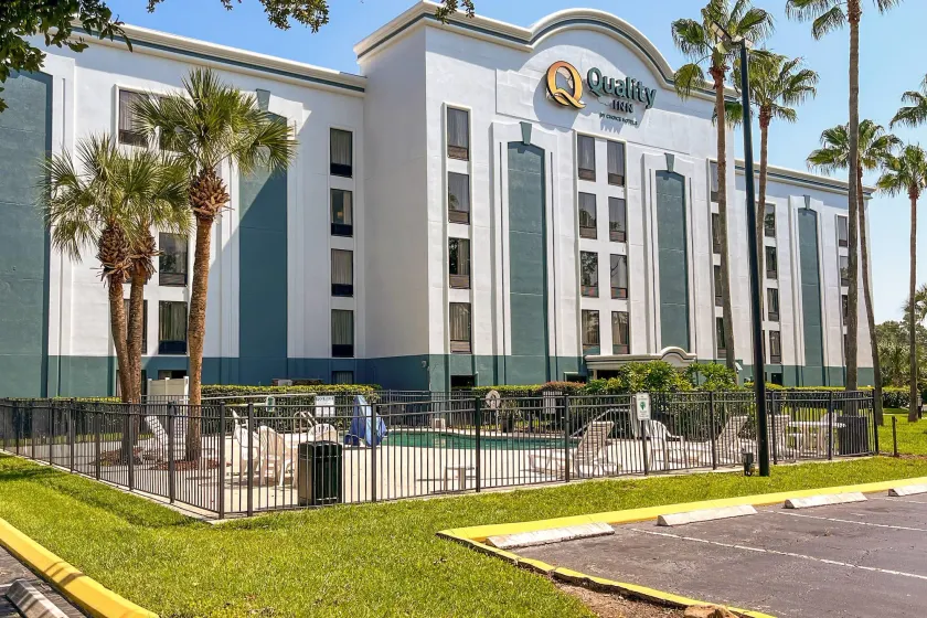 Quality Inn Jacksonville - Orange Park near Naval Air Station - Image 1