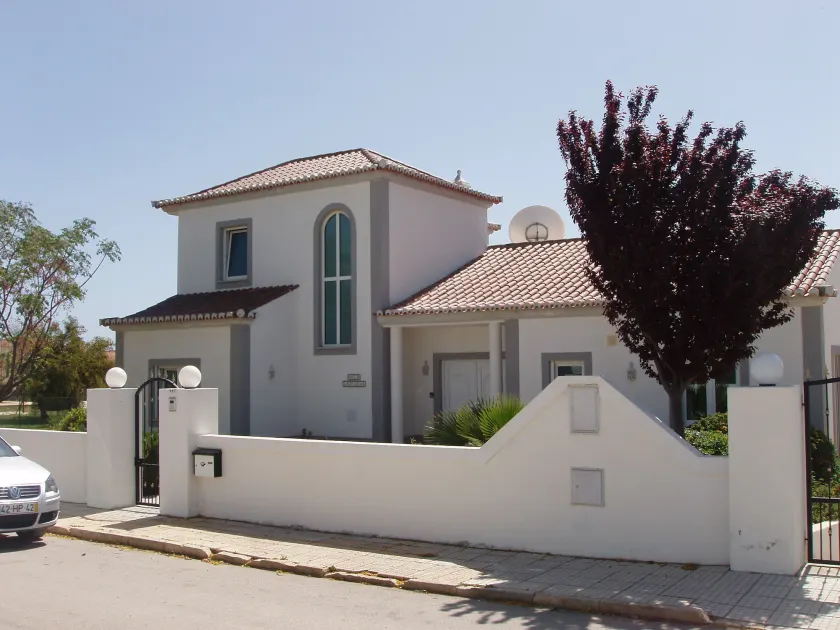 Villa Castelos, Quelfes, Eastern Algarve 8700-581 - Image 1