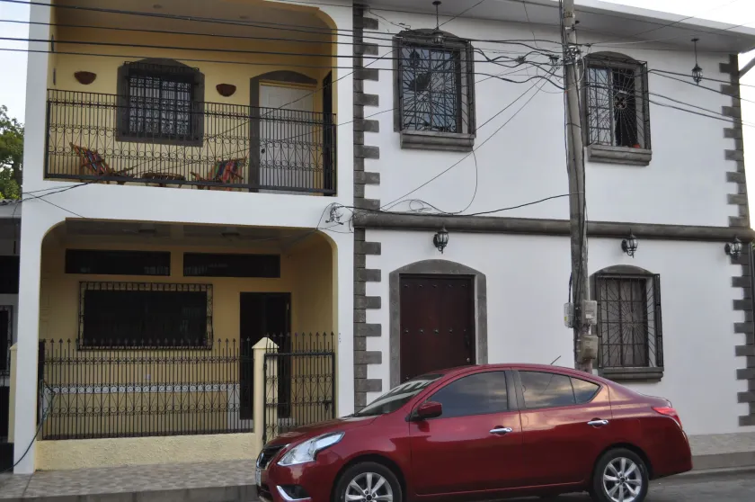 Hotel Casa Blanca - Image 1