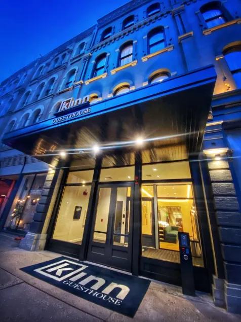 Kinn Guesthouse Downtown - Image 1