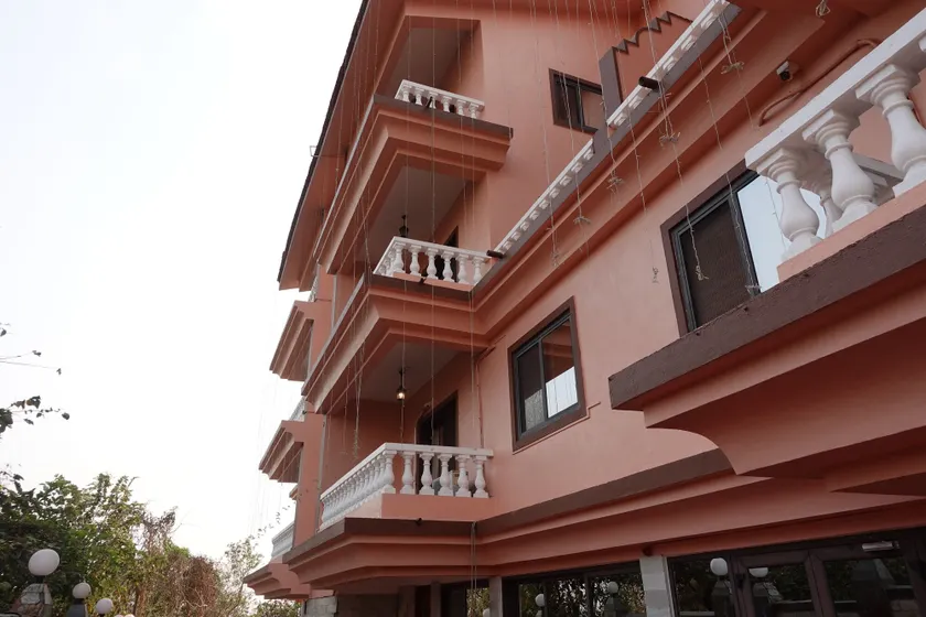 Westwood Residence - Image 1