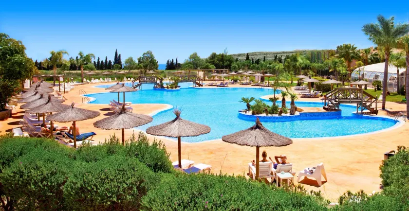 Hotel Bonalba Alicante - Image 1