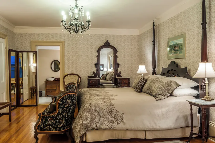 Governor's Mansion Inn - Image 1