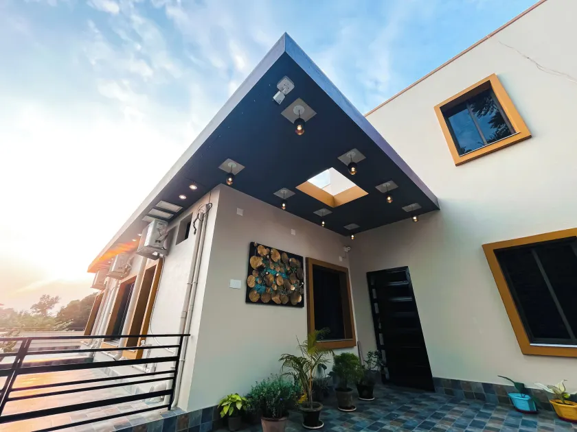 Kristi Guest House, Shantiniketan - Image 1