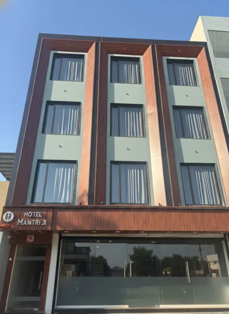 Hotel Mantri Ji - Image 1