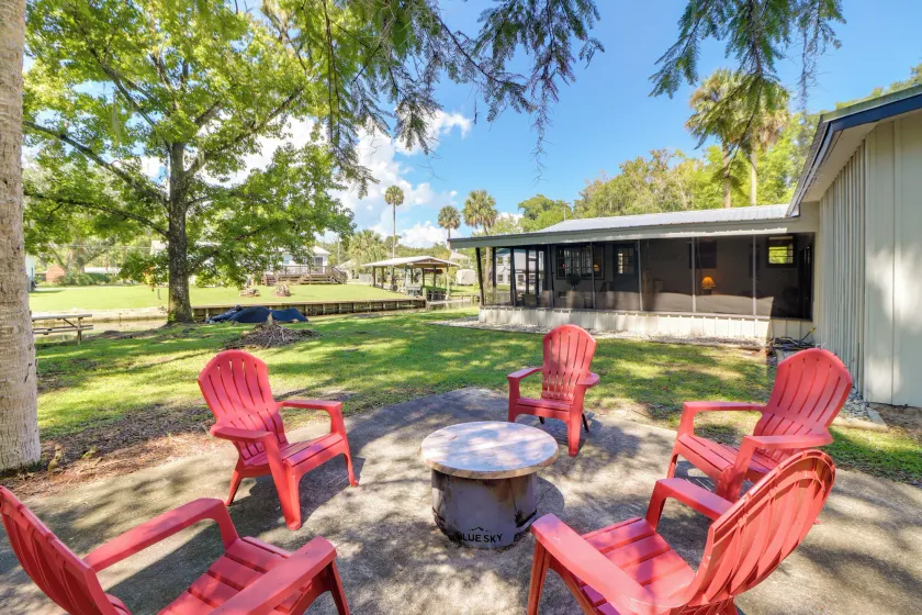 Charming Canalfront Retreat w/ Double Boat Slip! - Image 1