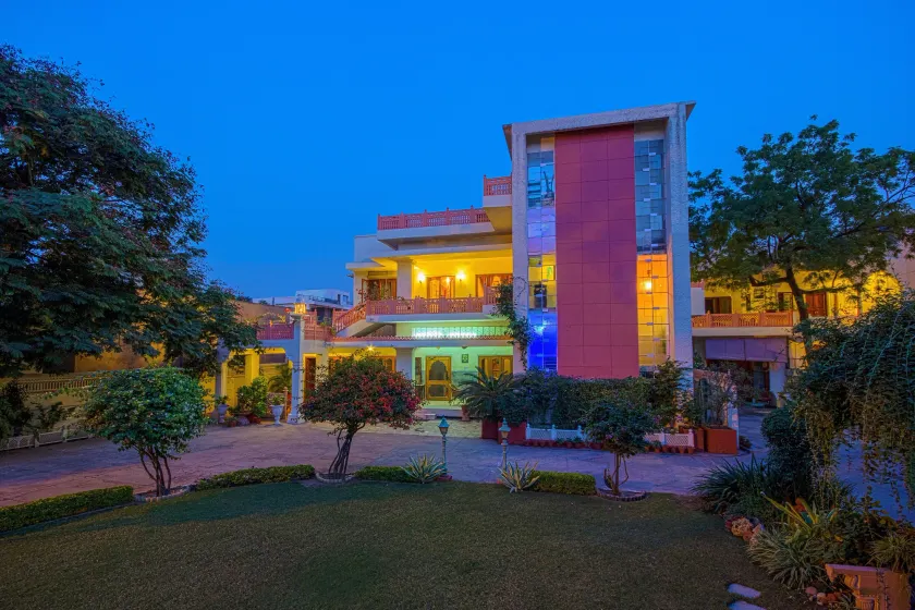 Rawla Rawatsar - Image 1