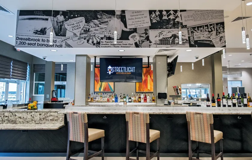Holiday Inn & Suites Philadelphia W - Drexel Hill by IHG - Image 1