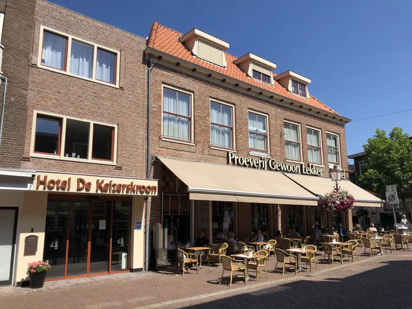 Hotel De Keizerskroon - Image 1