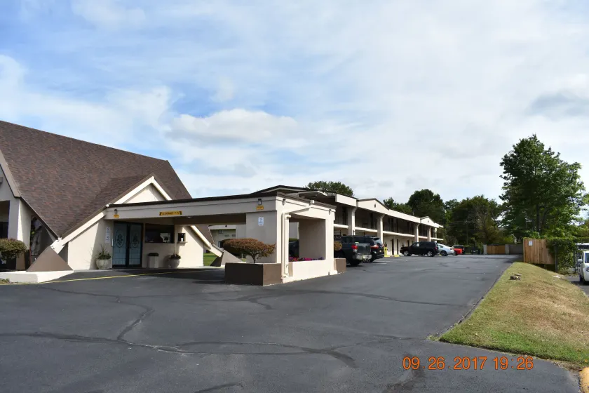 MHO Hotel Bordentown - Image 1