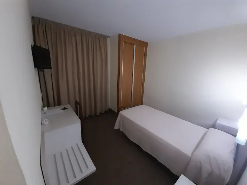 HOTEL MORELL - Image 1