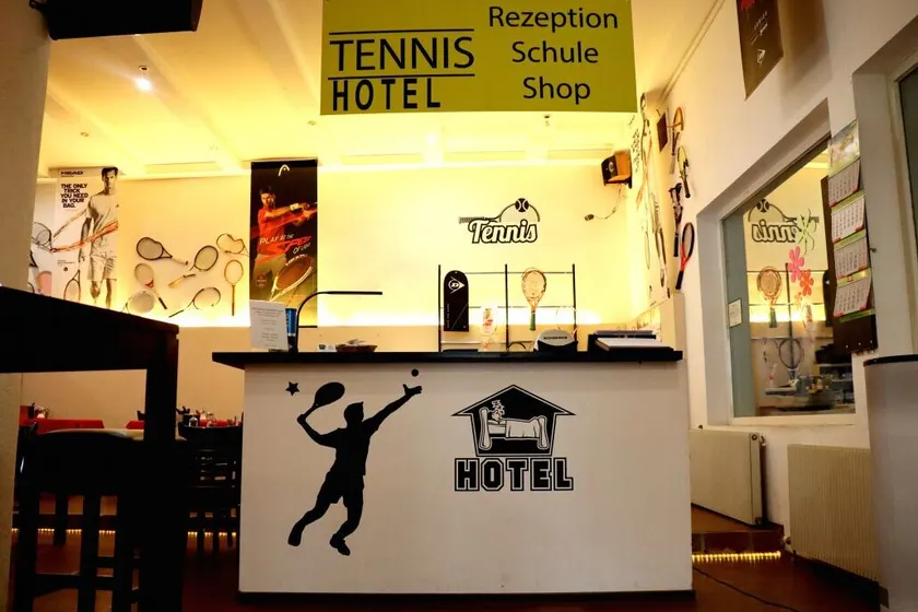 Hotel Khail - Image 1