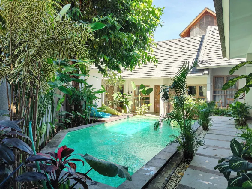 Manuver Surf And Stay Uluwatu Bali - Image 1