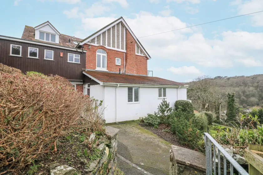 1 Hazeldene - Image 1
