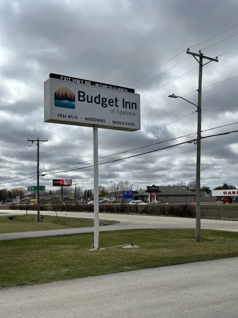 Budget Inn - Image 1