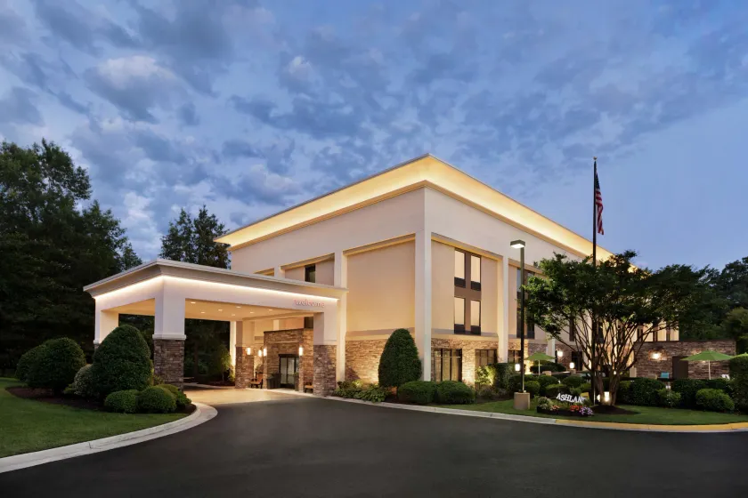Hampton Inn by Hilton Richmond-North/Ashland - Image 1