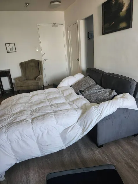 1 bd apartment sleeps 4- 20 mins from everything - Image 1