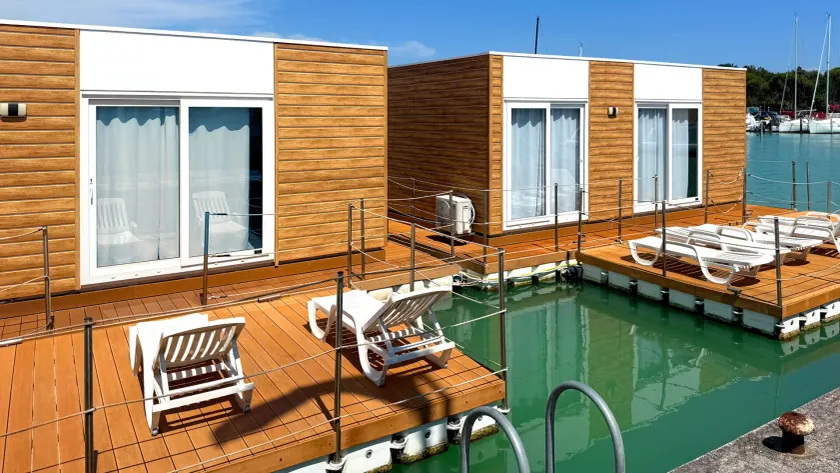 Marina Uno Floating Resort - Image 1